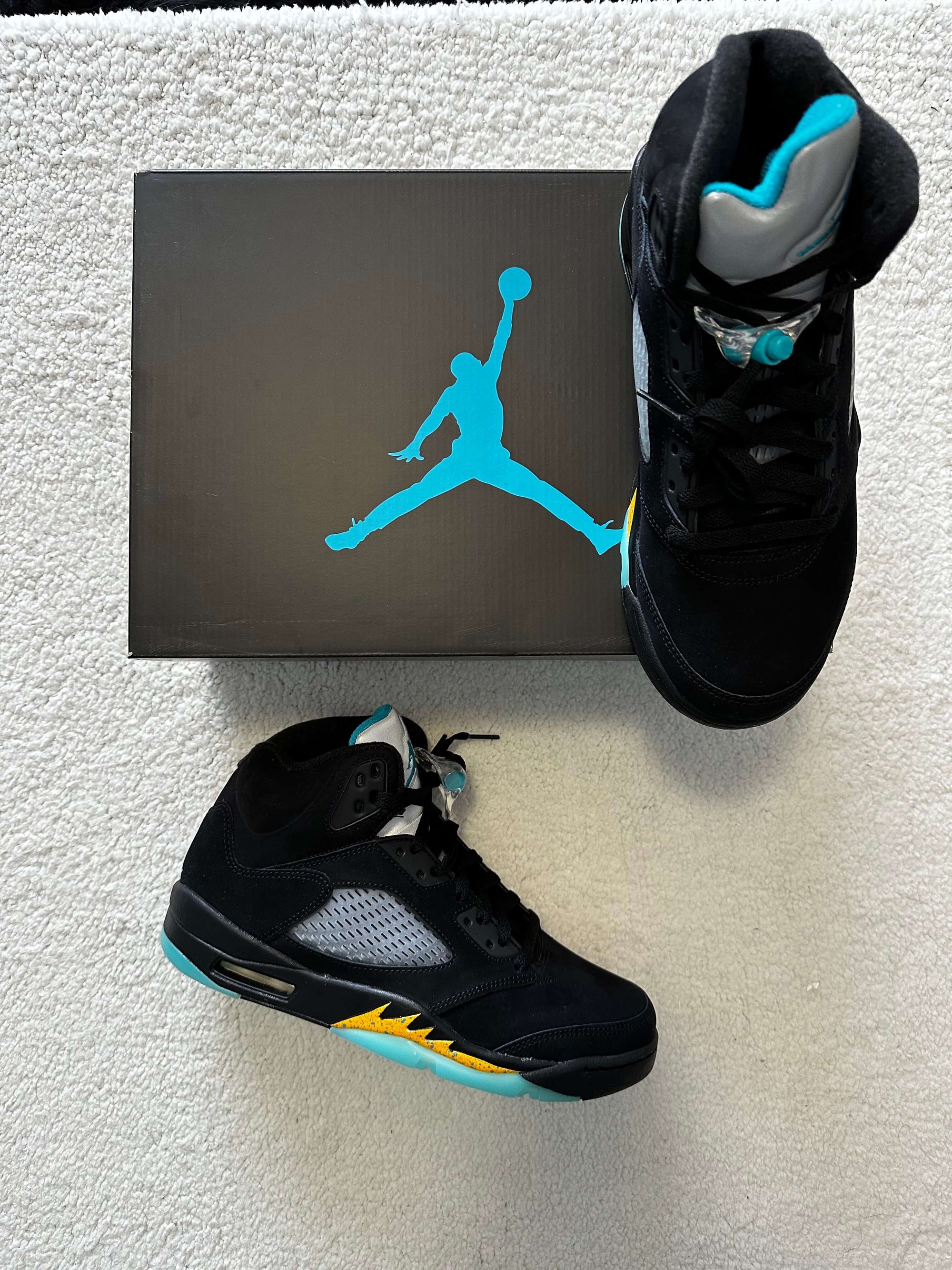 Sneakers Nike  Air Jordan 5 Aqua.