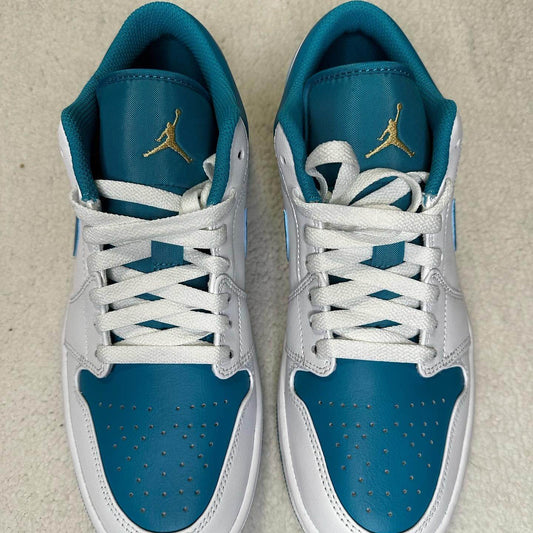 Sneakers Nike Air 1 Low Azul con Blanco. Talla 26 cms