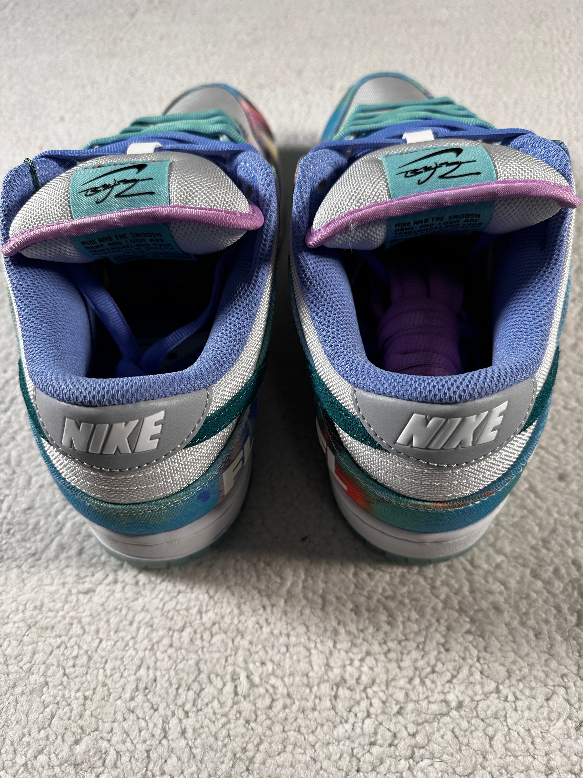 Nike SB Dunk Low x Futura Laboratories
White and Geode Teal. Talla 27 centímetros