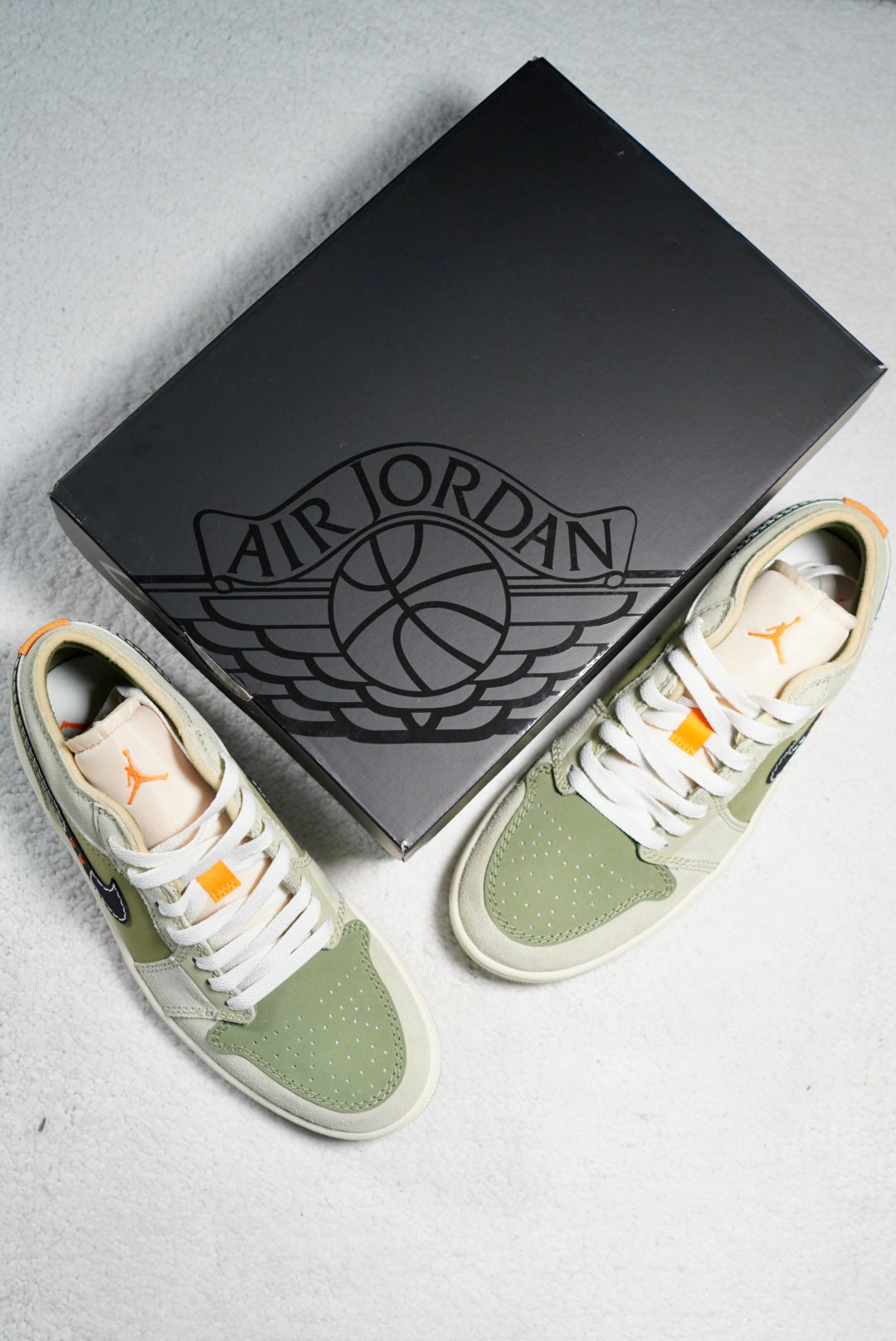 Sneakers Air Jordan 1 Low SE Craft. Talla 27 centímetros.