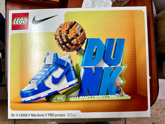 Nike SB Lego 1180 Piezas