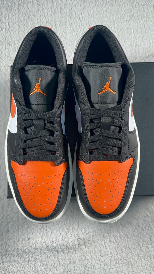 Nike Air Jordan 1 Mid. Talla 27 cms